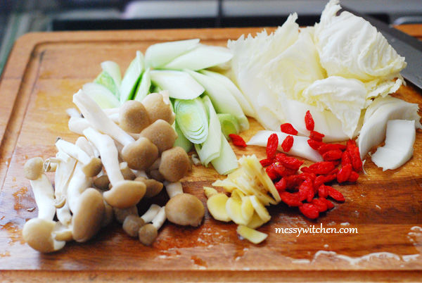 Ingredients For Braised Chicken With Mushrooms Hot Pot